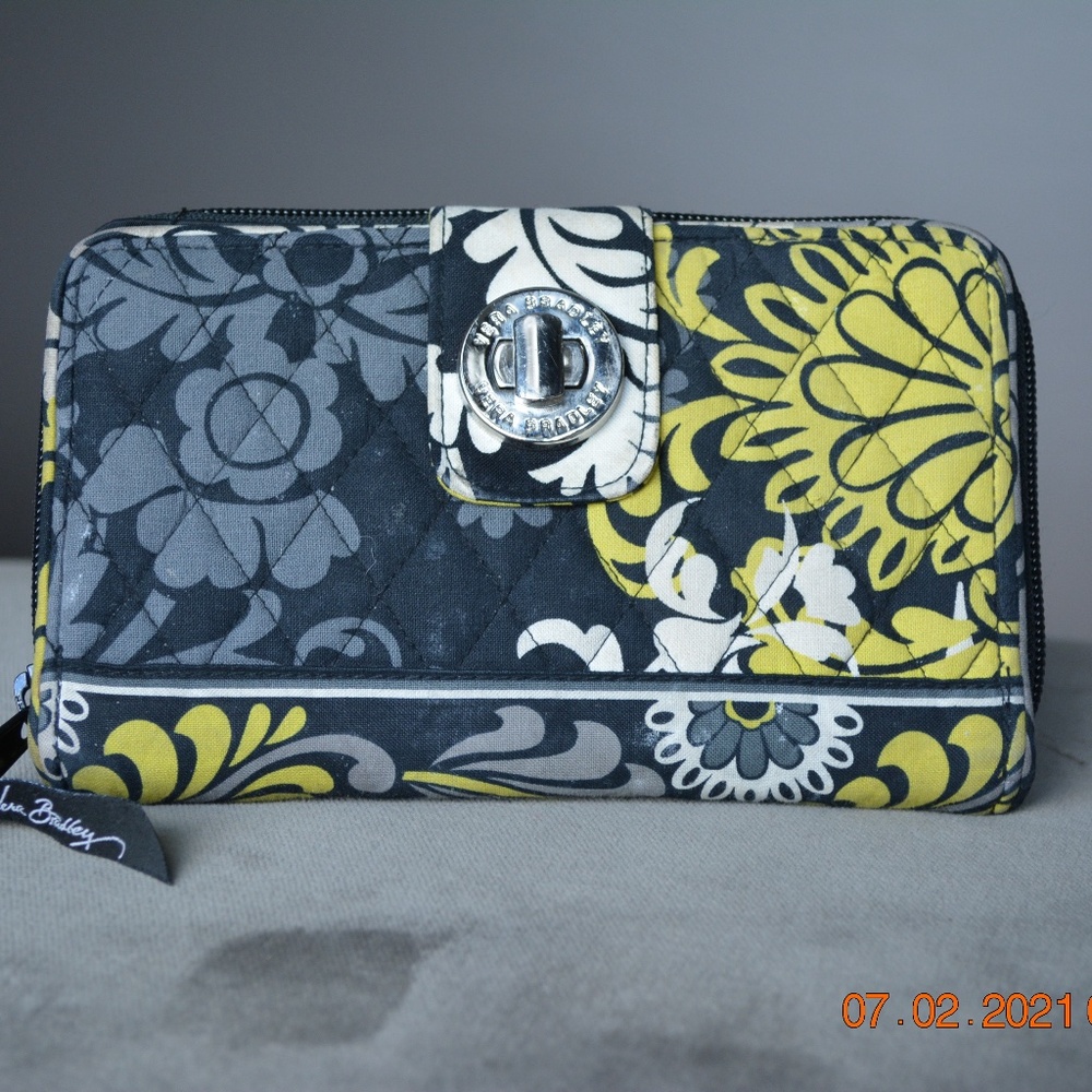 Vera Bradley Baroque Tuen Lock Wallet 1067225